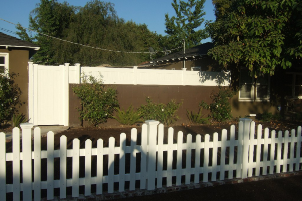 Choosing the Right Fence for Your Home in Charleston