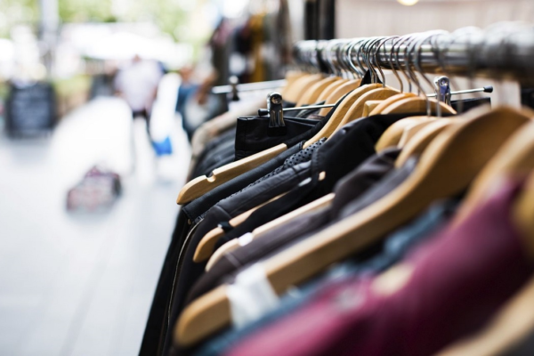 Boosting Retail Sales with Smart Clothing Display Ideas